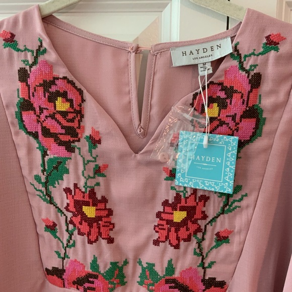 NWT Hayden women’s long sleeves blouse - Picture 3 of 5